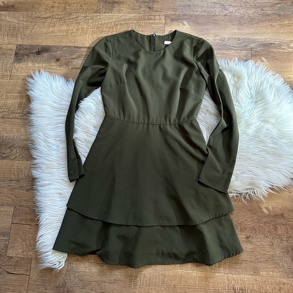 HUTCH Cami Double Layer Fit And Flare Dress - Picture 2 of 4